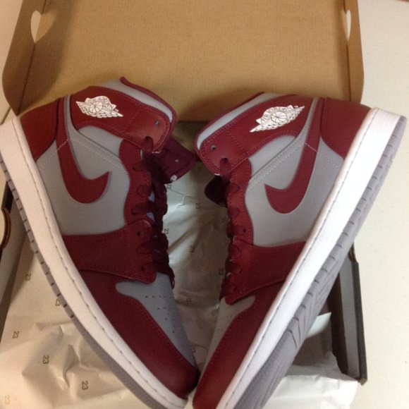 Air Jordan 1 Mid Men's Cherry Red/Gray/White Sneakers - USA Size:11 - New in Box - Picture 1 of 13